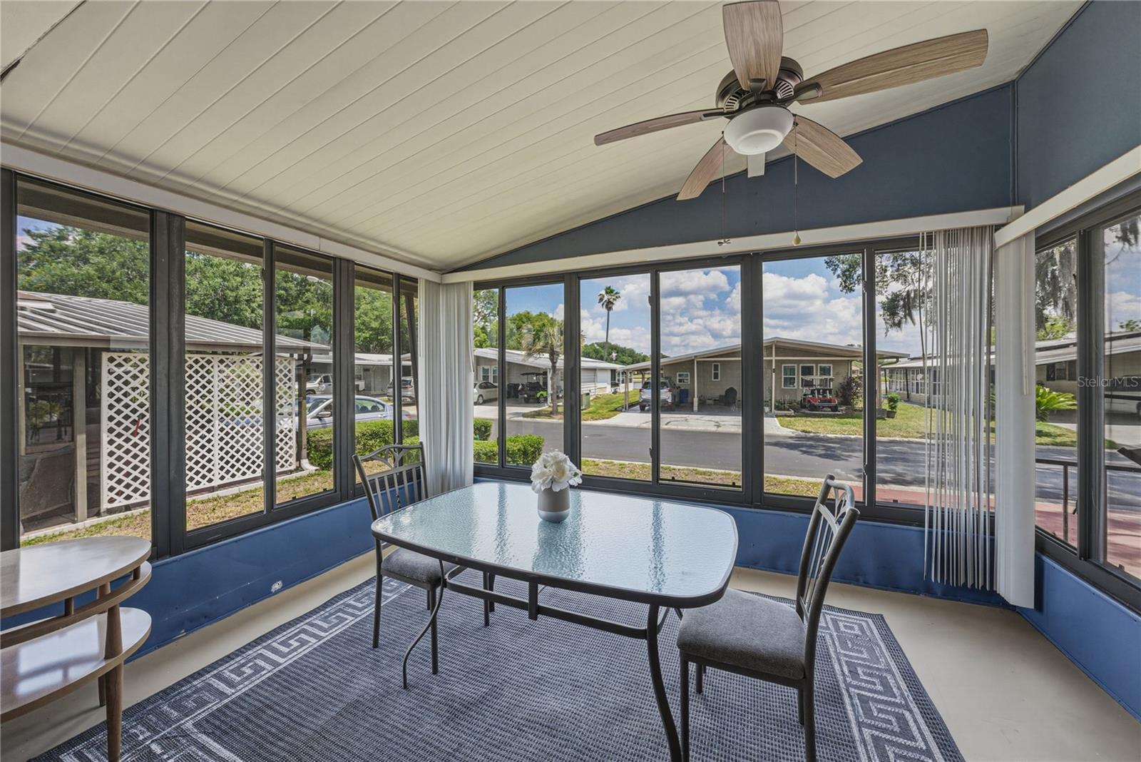3201 HIDDEN LAKE DR, WESLEY CHAPEL, FL, 33543