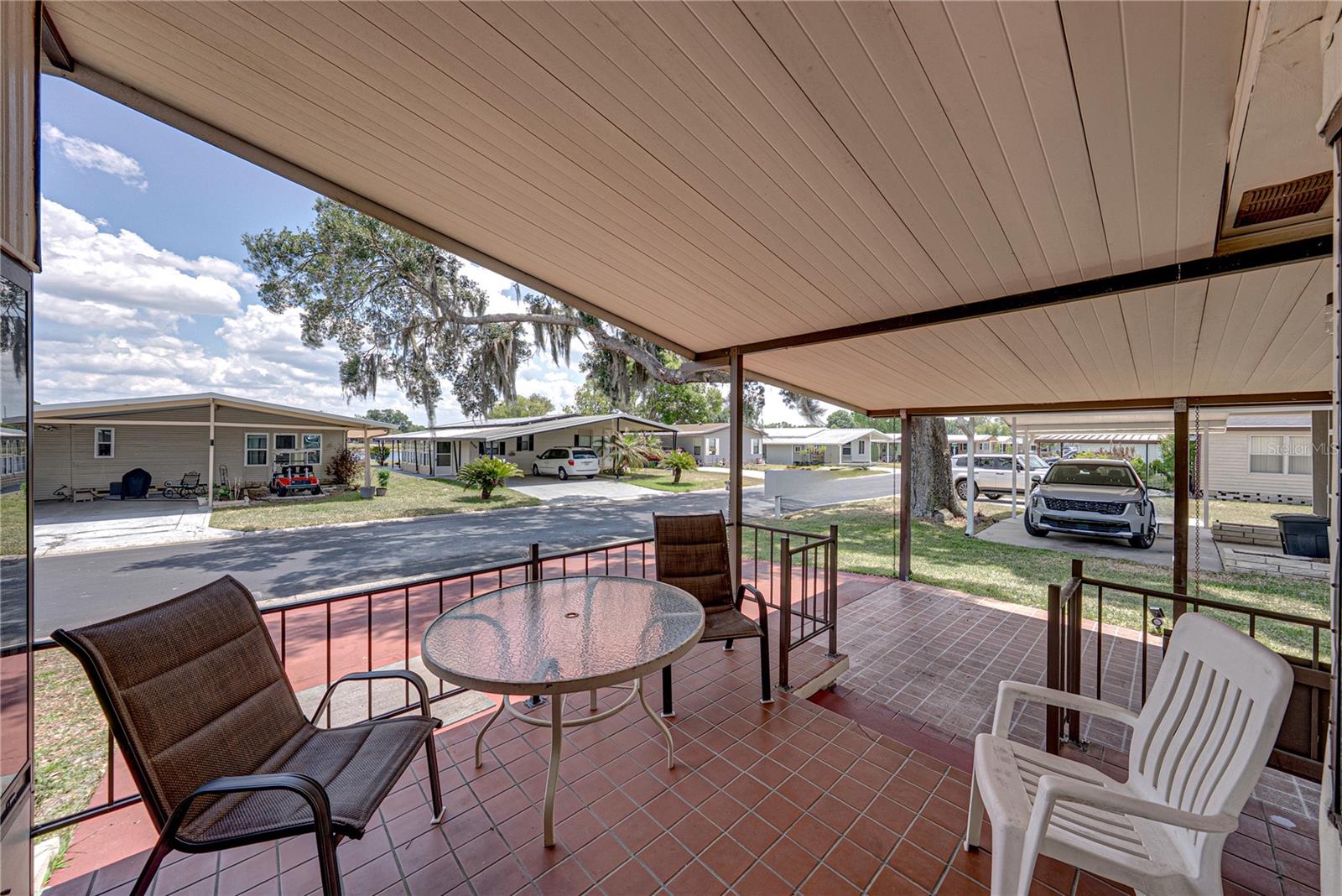 3201 HIDDEN LAKE DR, WESLEY CHAPEL, FL, 33543