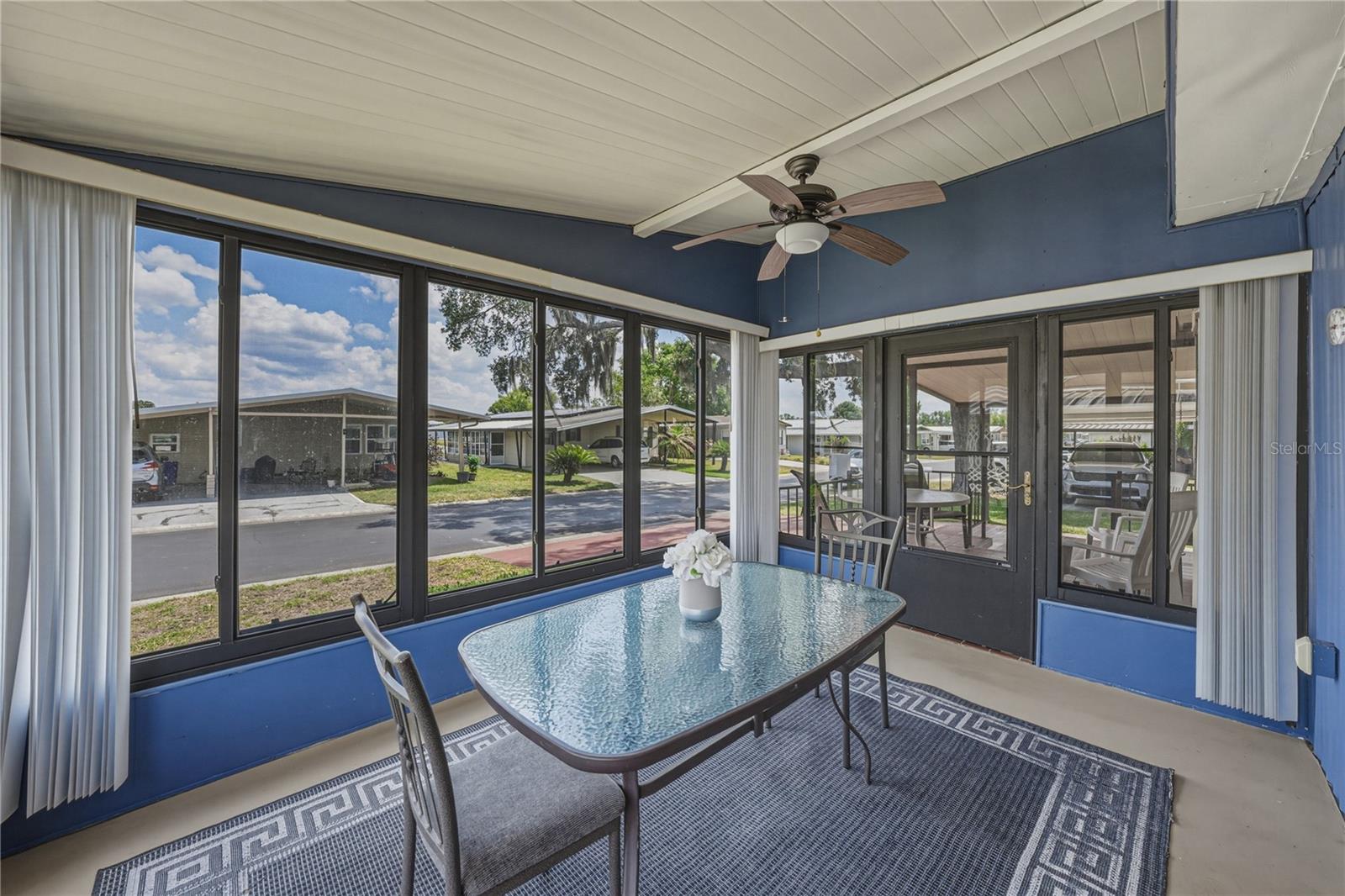3201 HIDDEN LAKE DR, WESLEY CHAPEL, FL, 33543