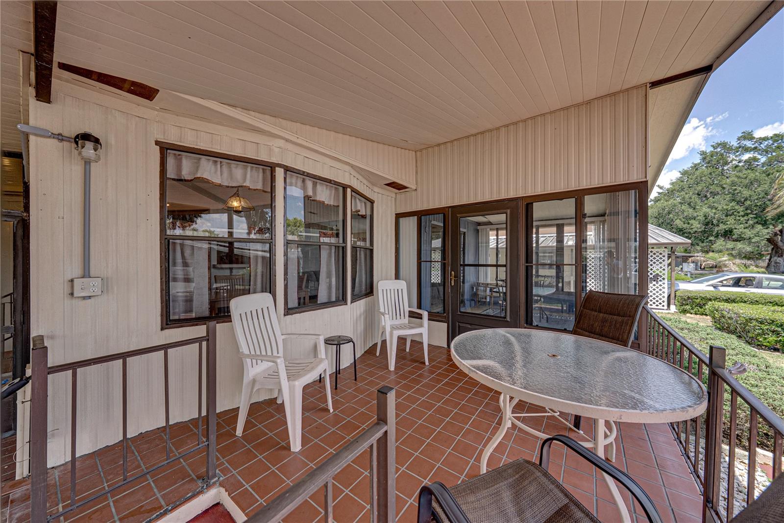 3201 HIDDEN LAKE DR, WESLEY CHAPEL, FL, 33543