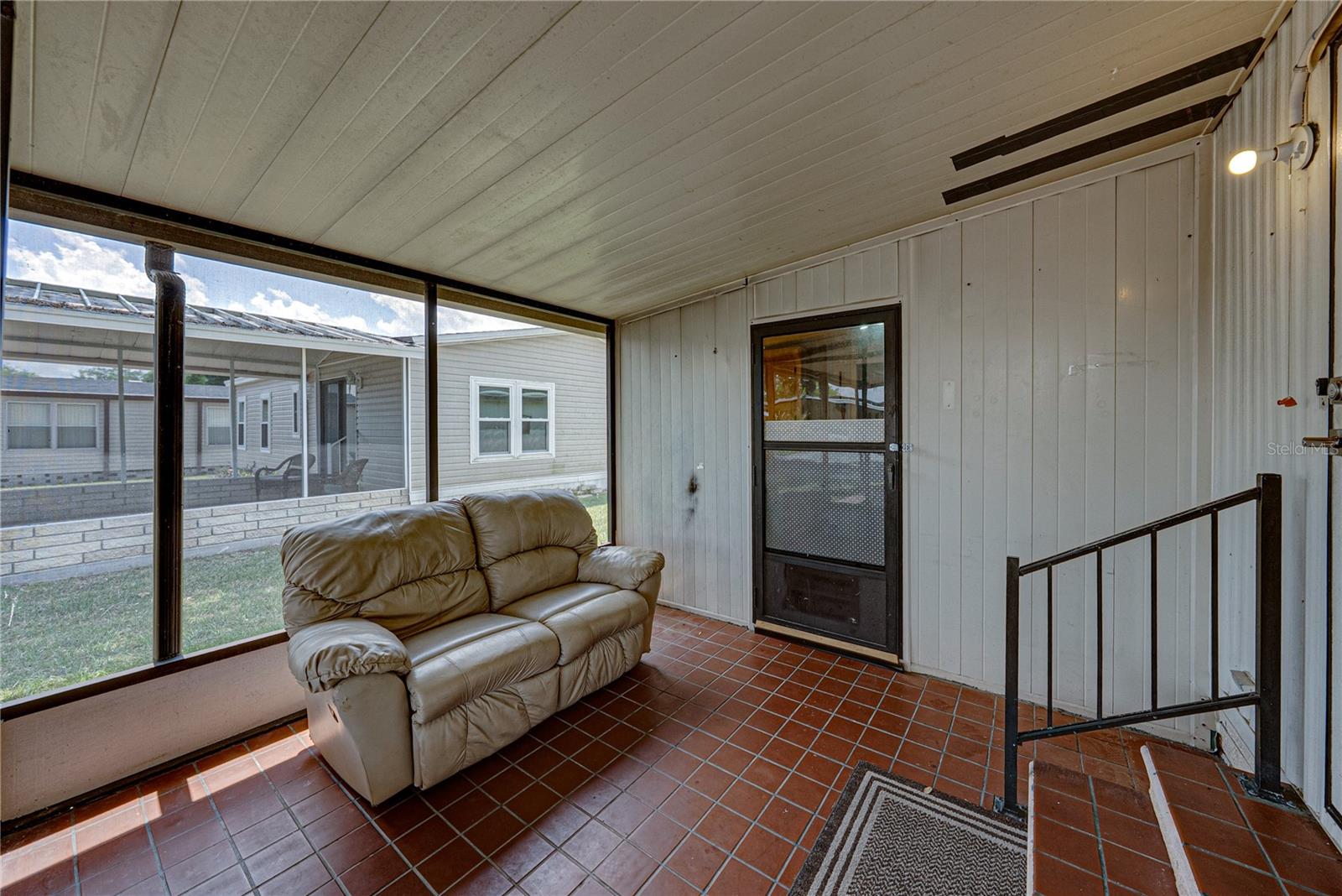 3201 HIDDEN LAKE DR, WESLEY CHAPEL, FL, 33543