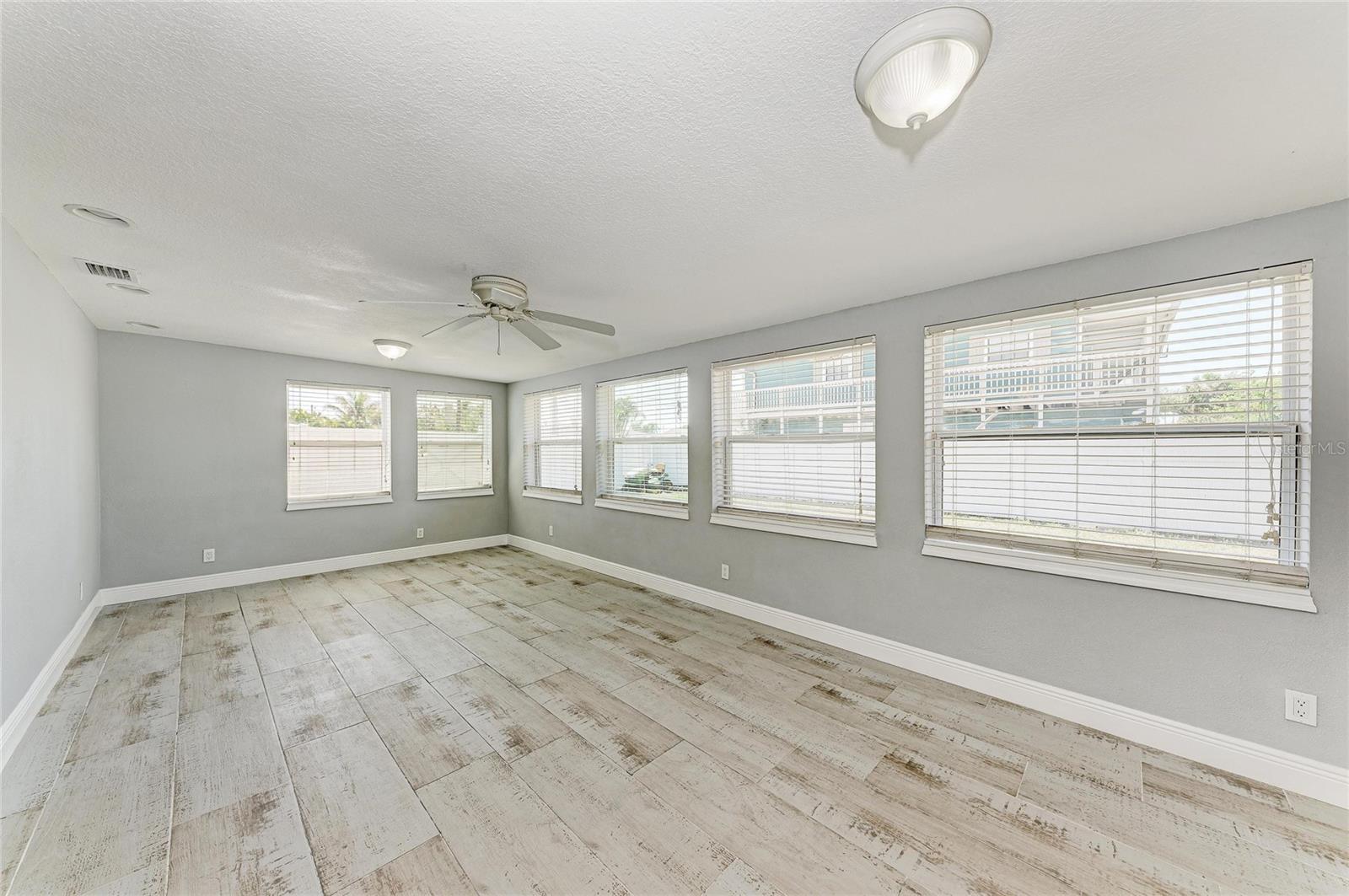 2401 10TH ST W, PALMETTO, FL, 34221