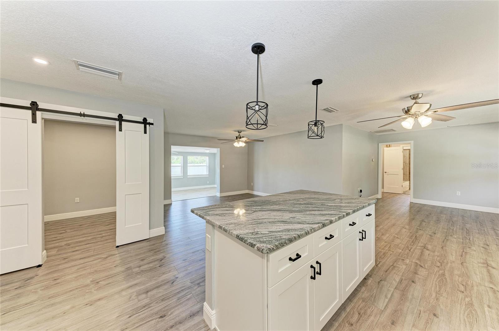 2401 10TH ST W, PALMETTO, FL, 34221