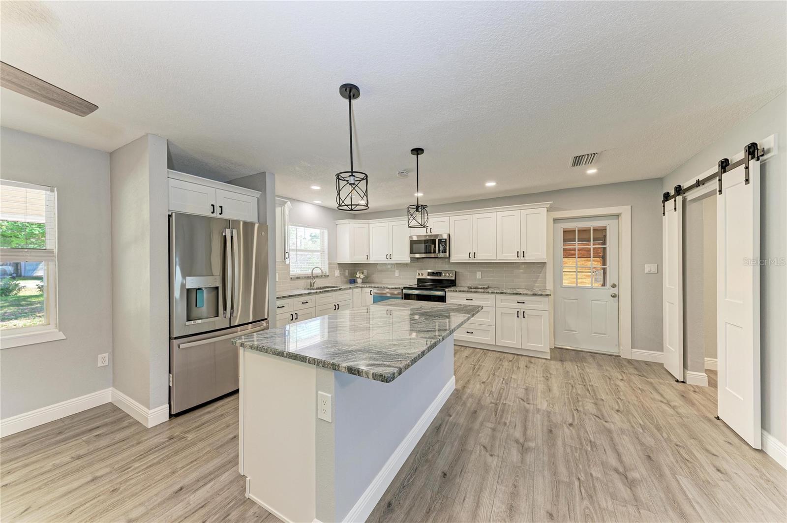 2401 10TH ST W, PALMETTO, FL, 34221