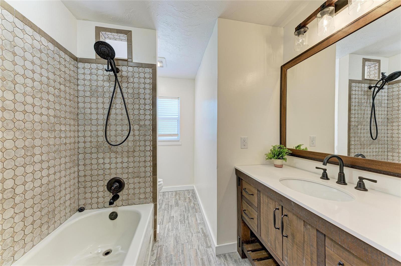 2401 10TH ST W, PALMETTO, FL, 34221