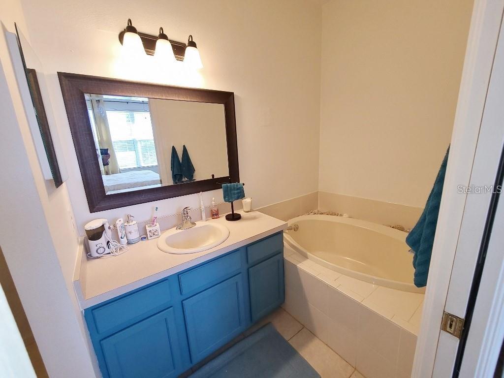 3936 YELLOWSTONE CIR, SARASOTA, FL, 34233