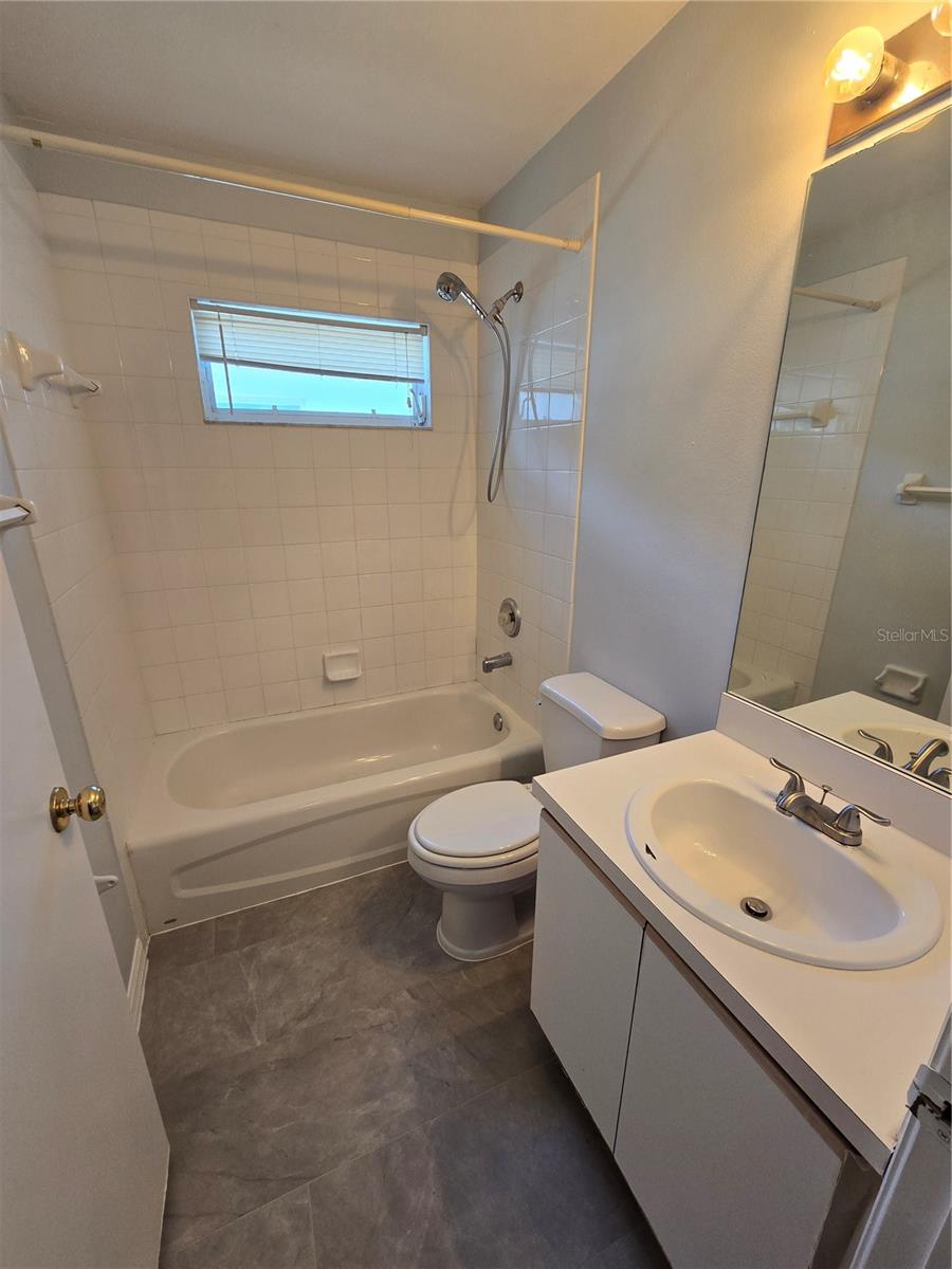 3126 PINE TOP DR, VALRICO, FL, 33594