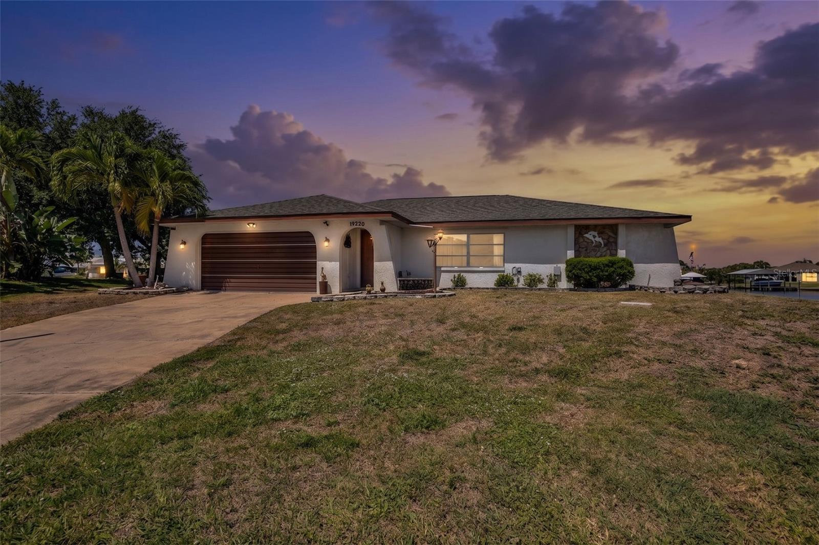 19220 MOORE HAVEN CT, PORT CHARLOTTE, FL, 33948