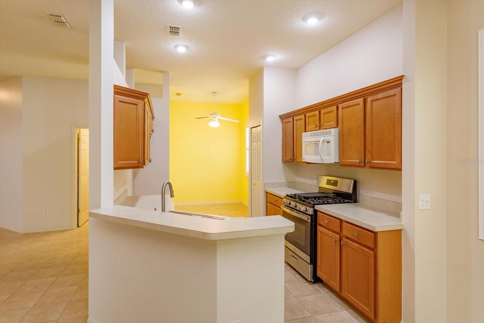 120 CREPE MYRTLE DR, GROVELAND, FL, 34736