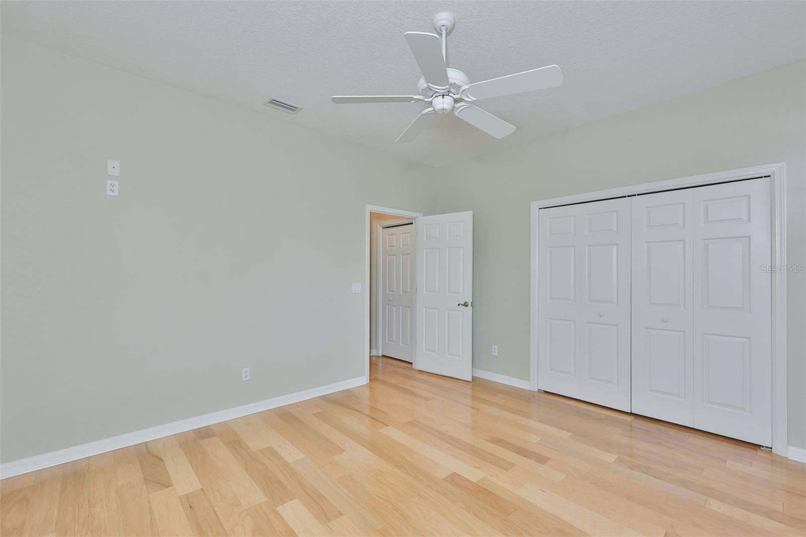 1368 EMERALD DUNES DR, SUN CITY CENTER, FL, 33573