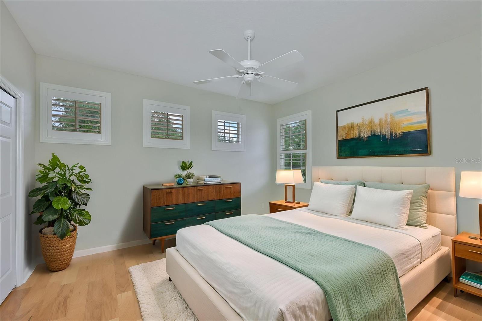 1368 EMERALD DUNES DR, SUN CITY CENTER, FL, 33573