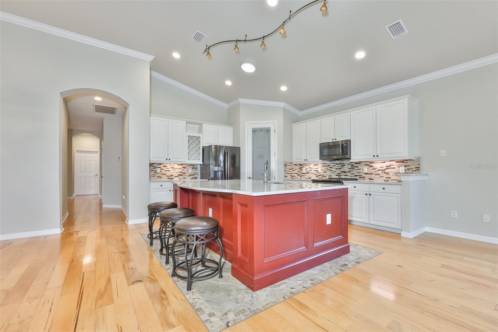 1368 EMERALD DUNES DR, SUN CITY CENTER, FL, 33573
