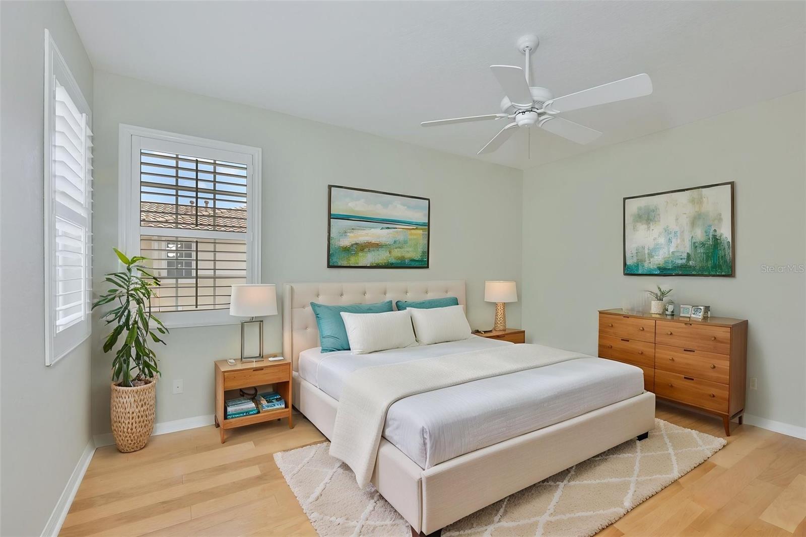 1368 EMERALD DUNES DR, SUN CITY CENTER, FL, 33573