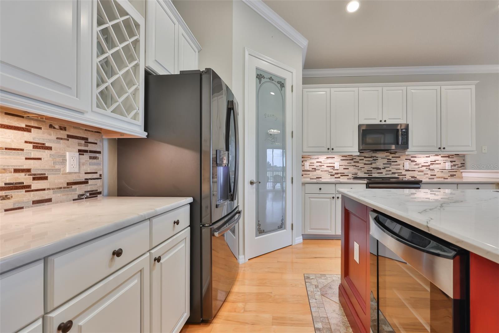1368 EMERALD DUNES DR, SUN CITY CENTER, FL, 33573