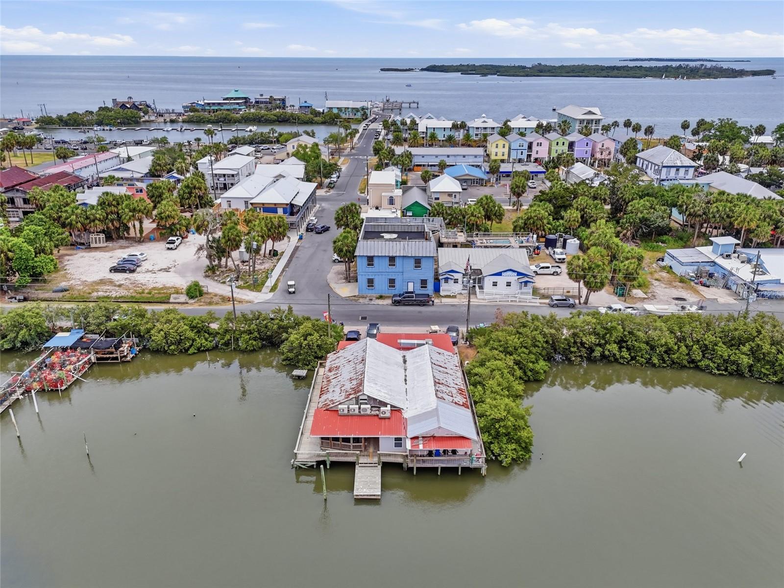 505 3RD ST, CEDAR KEY, FL, 32625