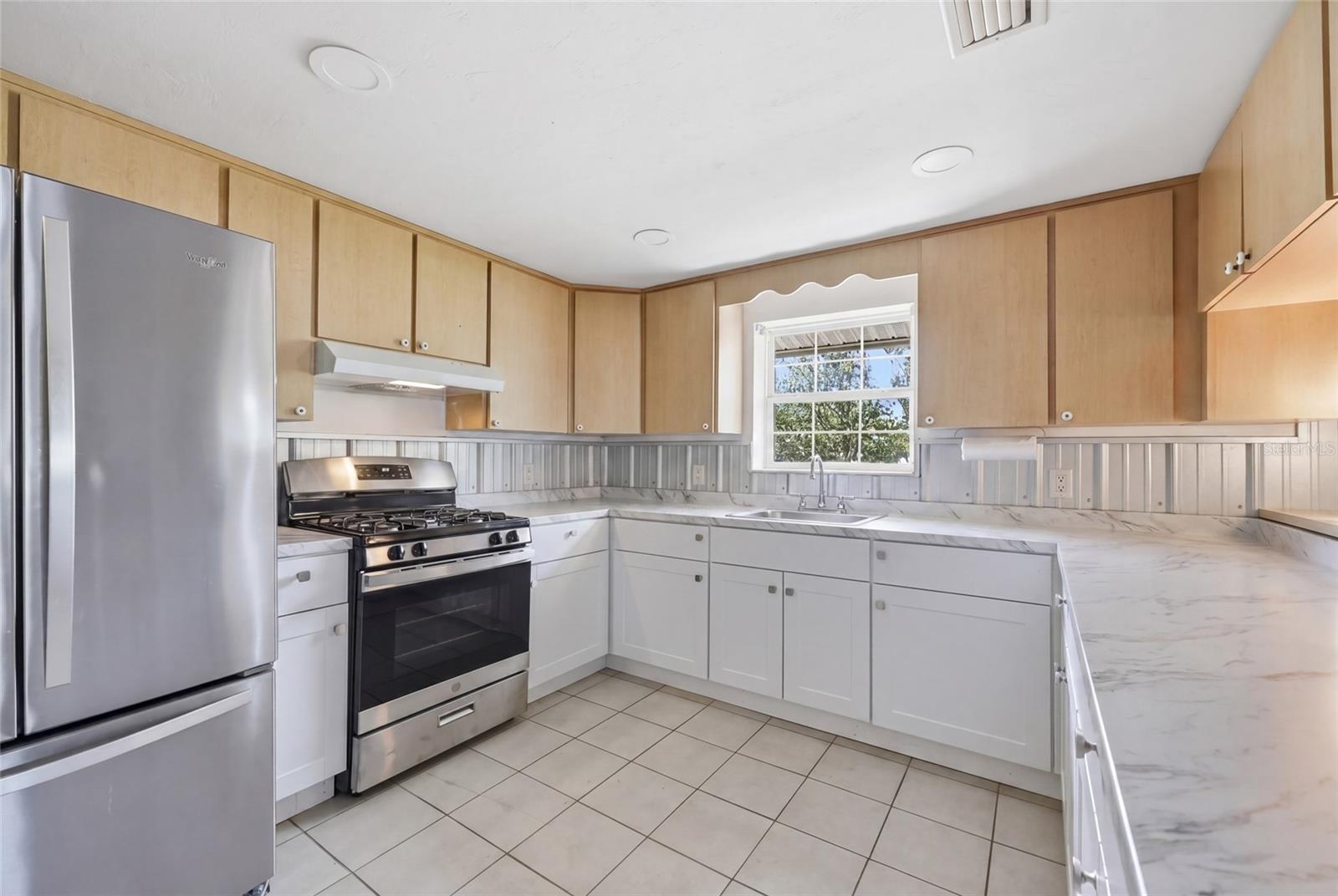 505 3RD ST, CEDAR KEY, FL, 32625