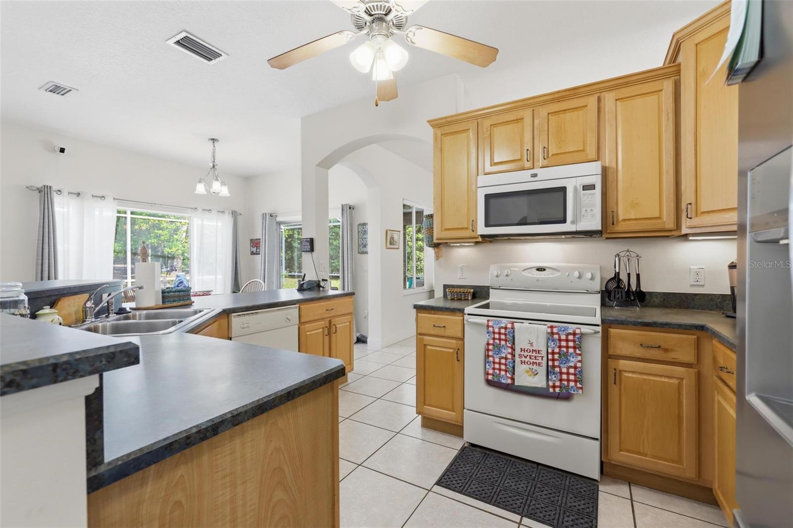 1661 WONDERING OAK LN, DELAND, FL, 32720