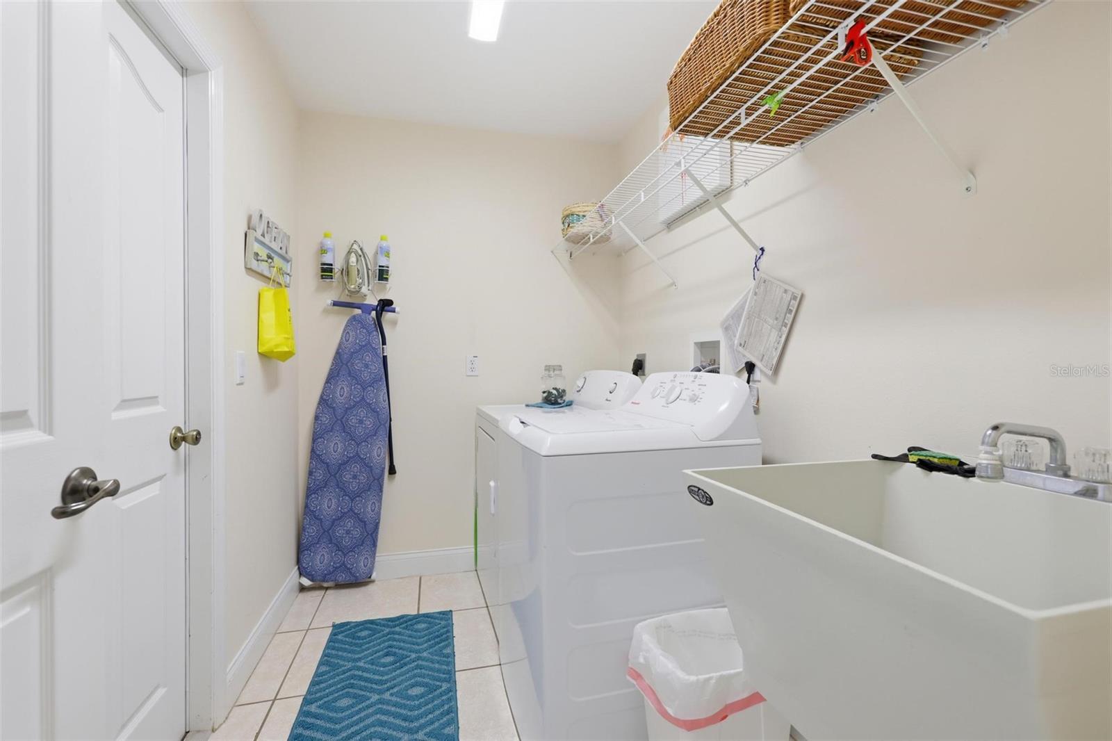1661 WONDERING OAK LN, DELAND, FL, 32720