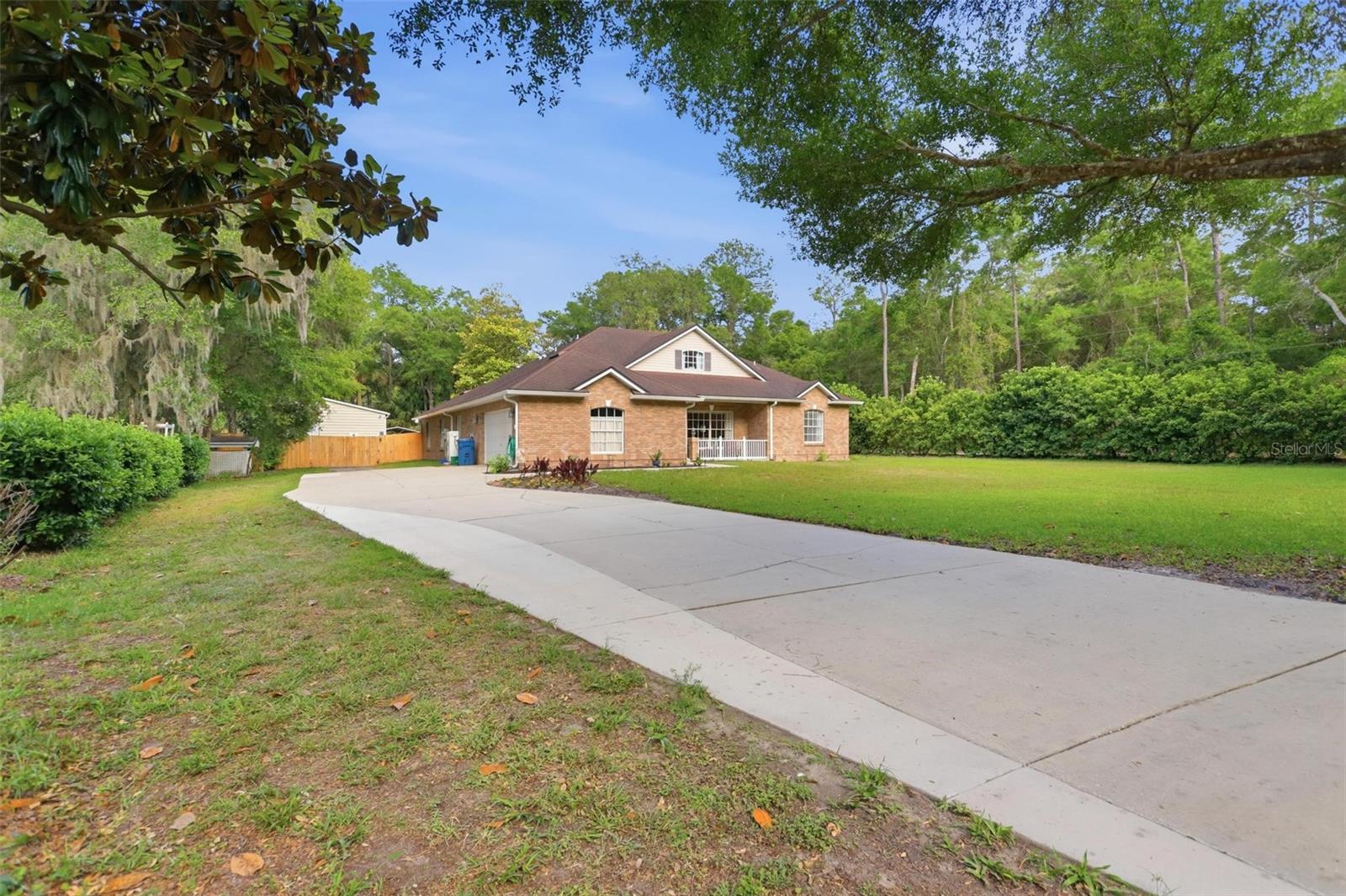 1661 WONDERING OAK LN, DELAND, FL, 32720