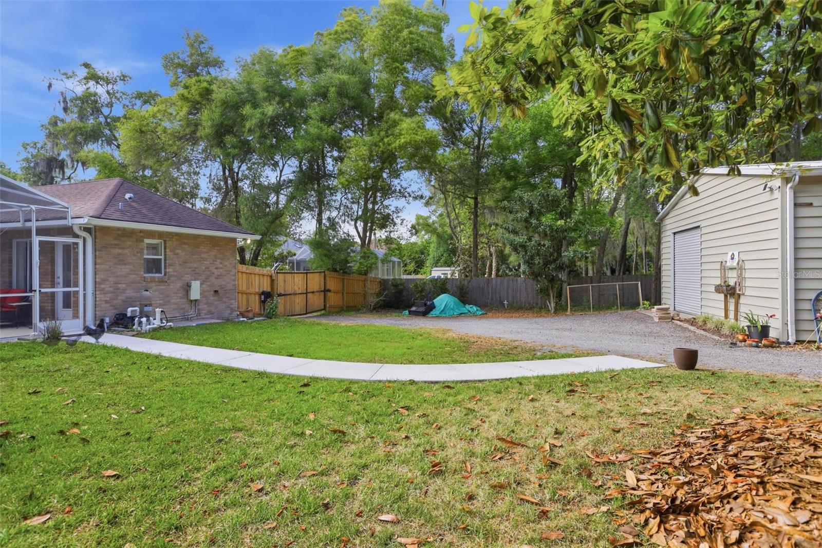 1661 WONDERING OAK LN, DELAND, FL, 32720
