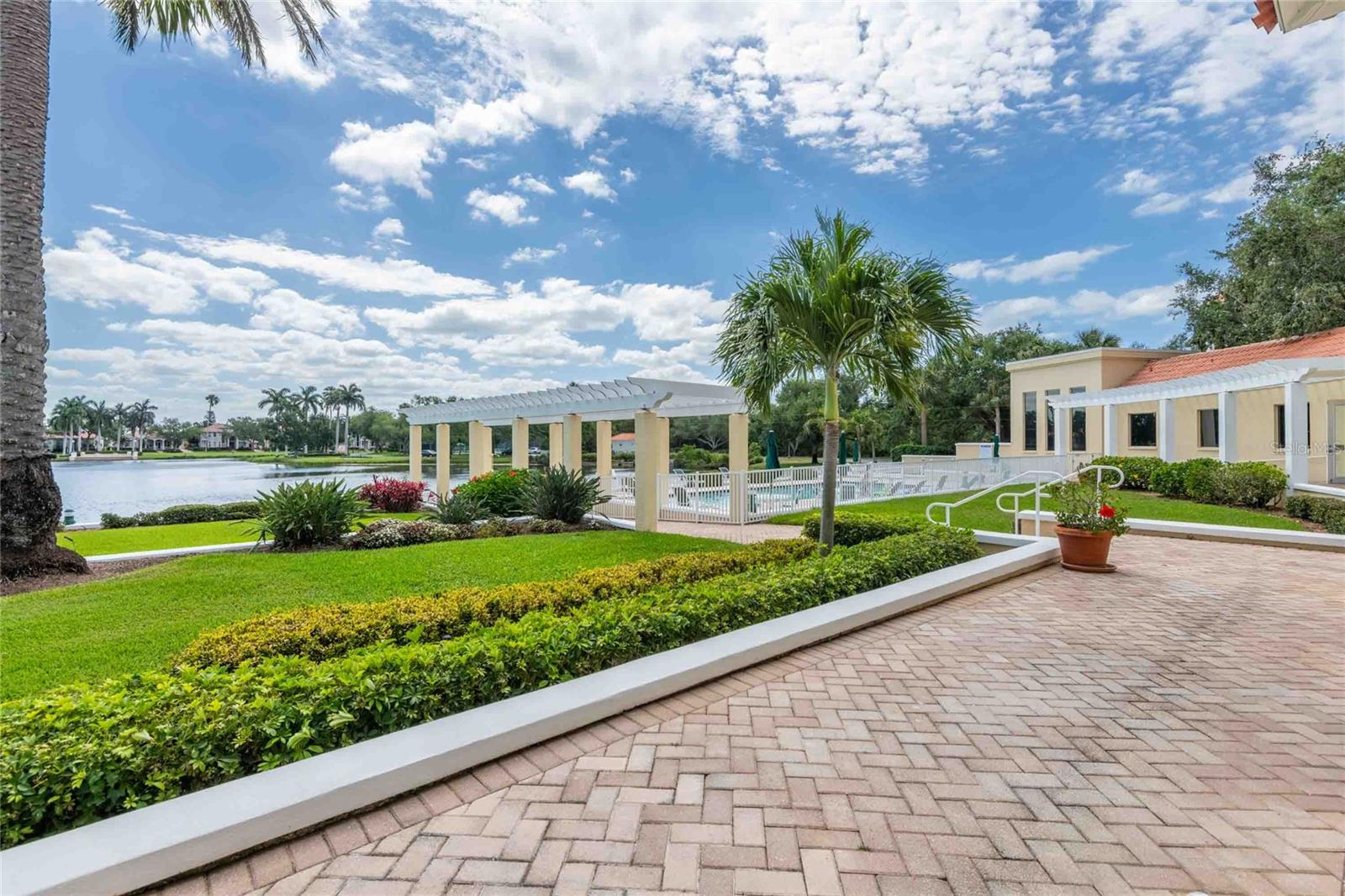 4737 DOLPHIN CAY LN S #407, ST PETERSBURG, FL, 33711
