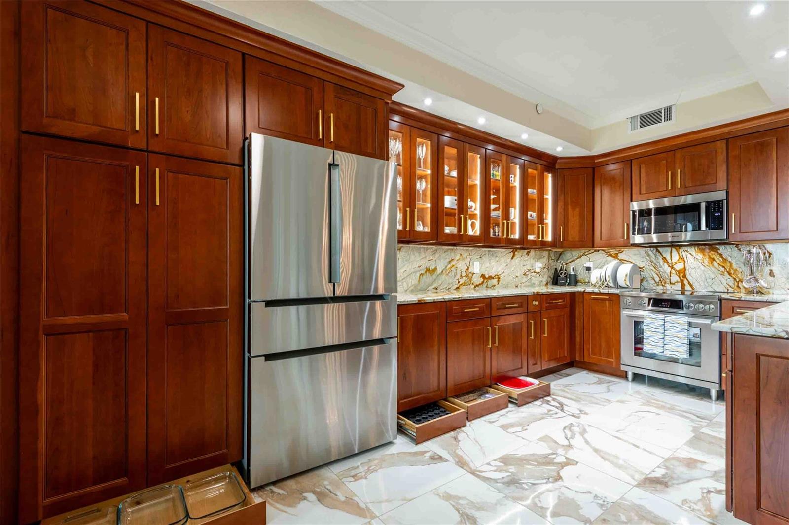 4737 DOLPHIN CAY LN S #407, ST PETERSBURG, FL, 33711