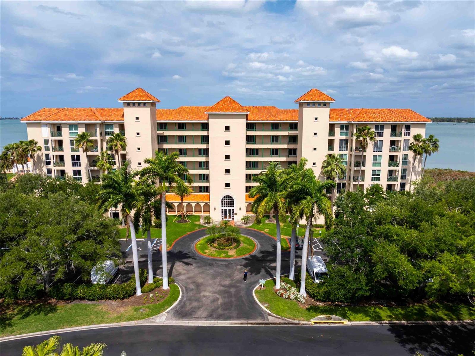 4737 DOLPHIN CAY LN S #407, ST PETERSBURG, FL, 33711