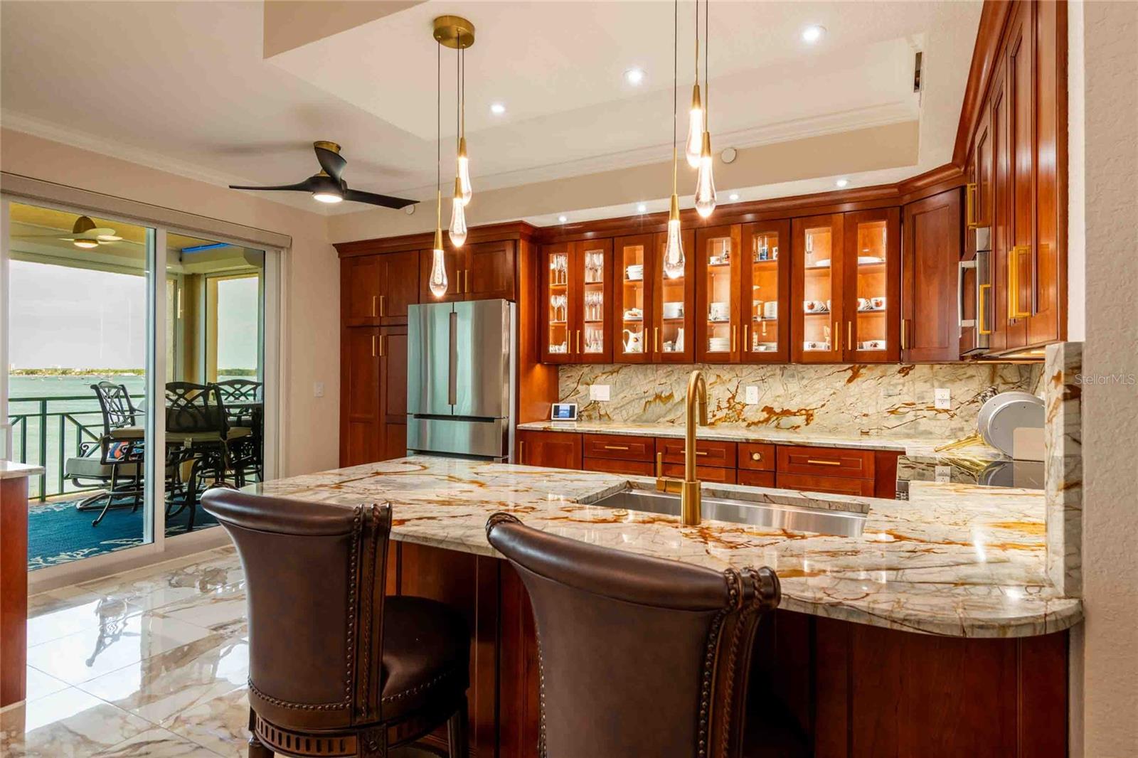 4737 DOLPHIN CAY LN S #407, ST PETERSBURG, FL, 33711