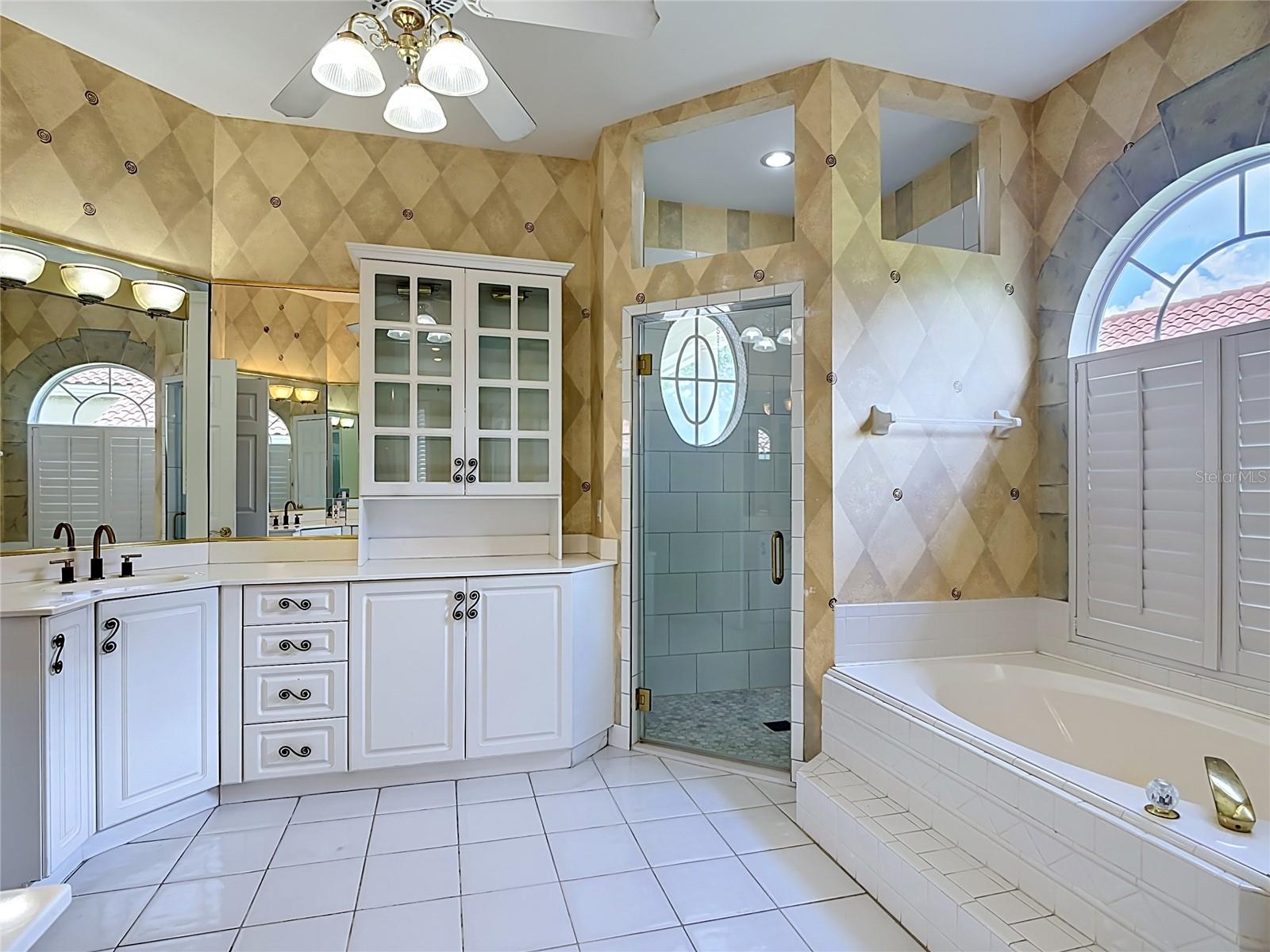 3880 HUNTERS ISLE DR, ORLANDO, FL, 32837