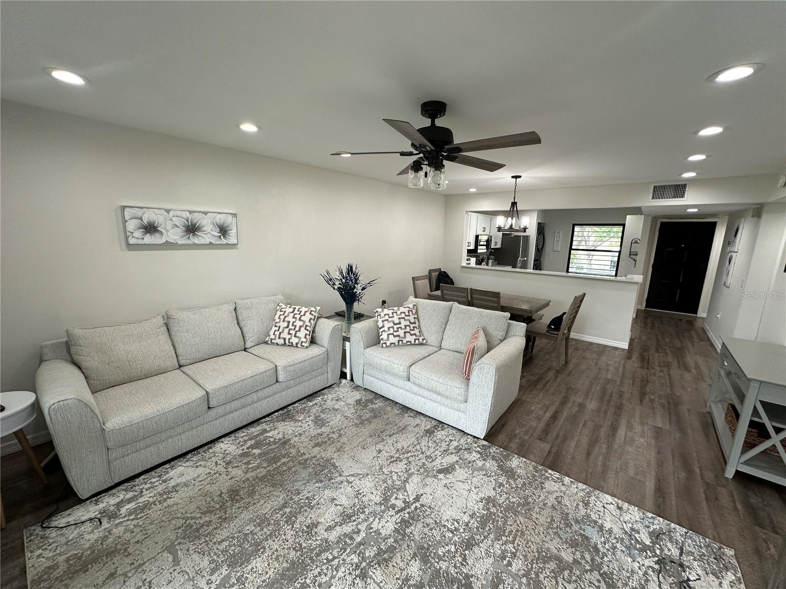 619 SPRING LAKES BLVD, BRADENTON, FL, 34210