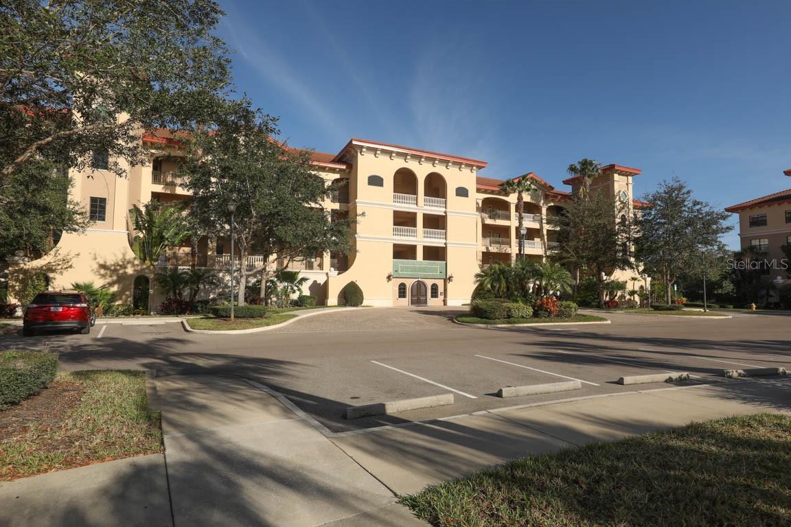 7612 LAKE VISTA CT #308, LAKEWOOD RANCH, FL, 34202