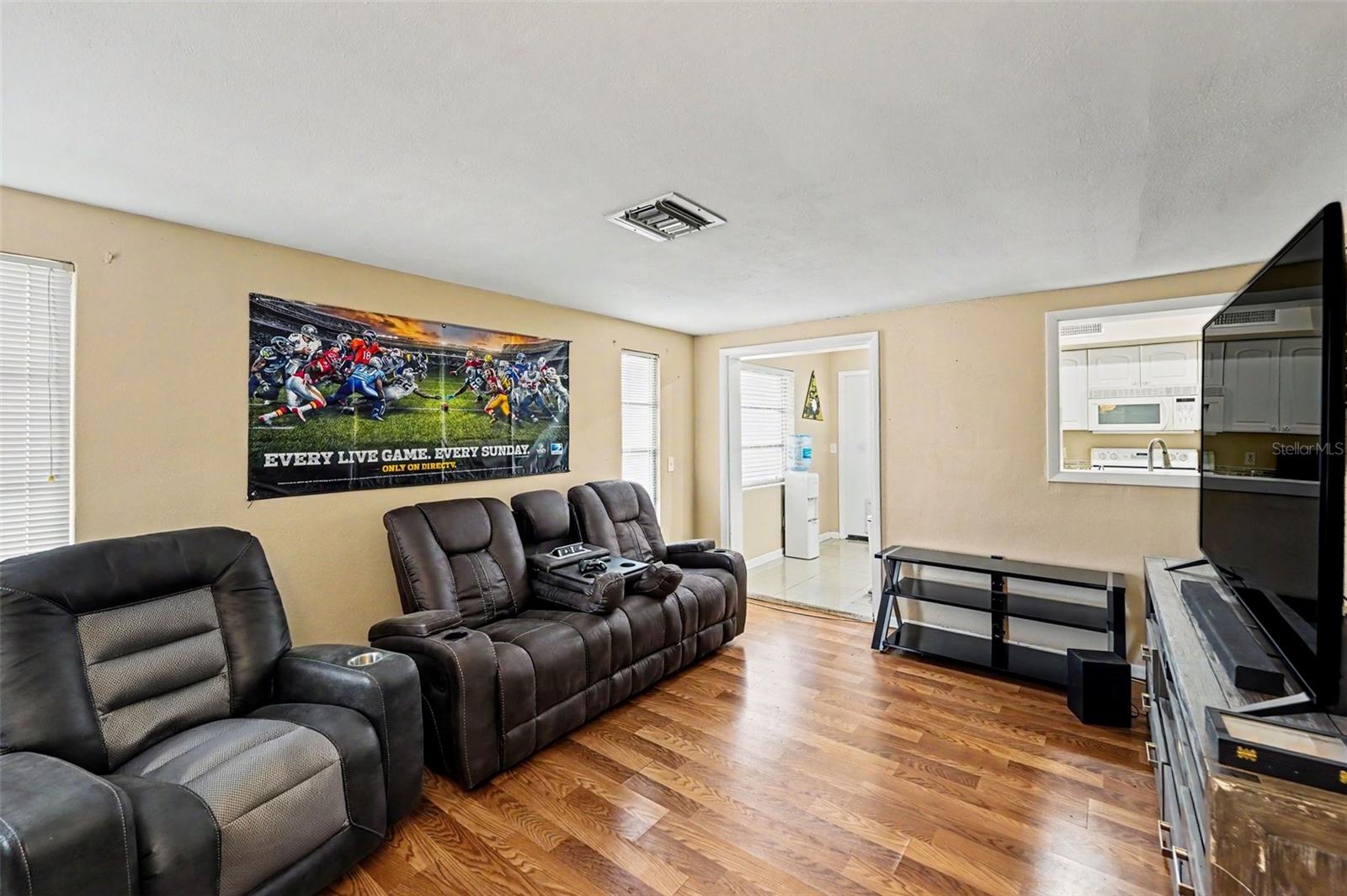 106 S MAYWOOD AVE, CLEARWATER, FL, 33765