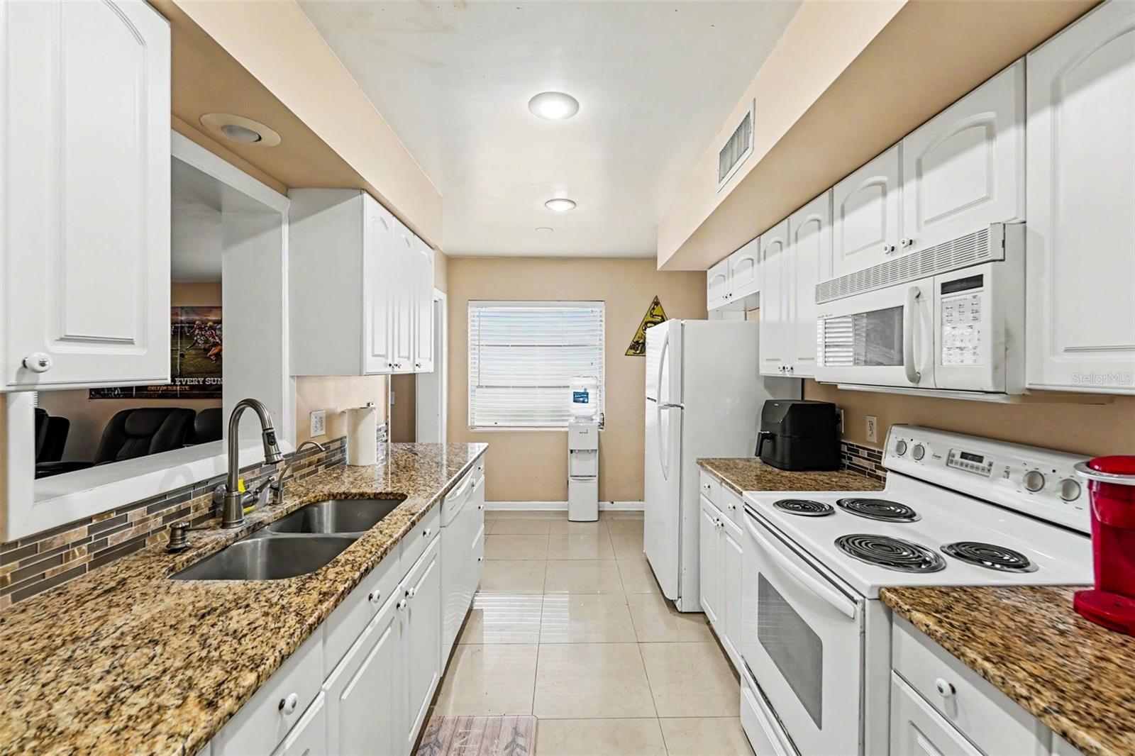 106 S MAYWOOD AVE, CLEARWATER, FL, 33765