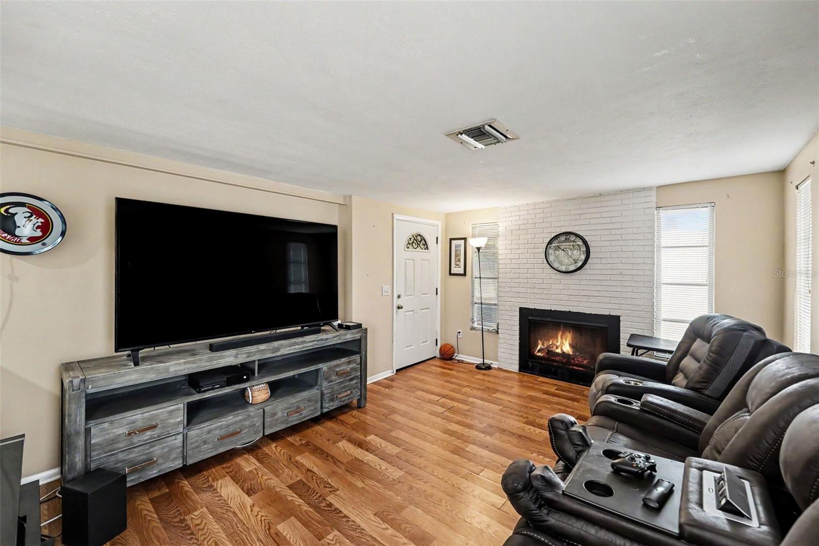 106 S MAYWOOD AVE, CLEARWATER, FL, 33765