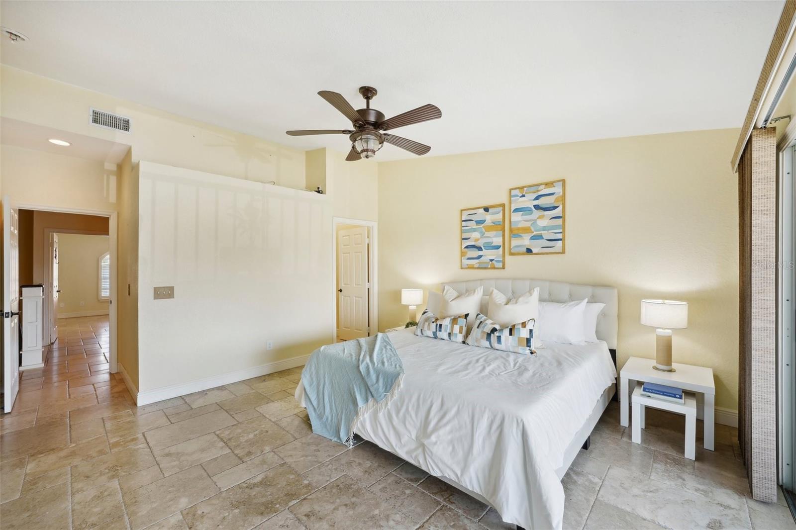 637 PINELLAS BAYWAY #105, TIERRA VERDE, FL, 33715