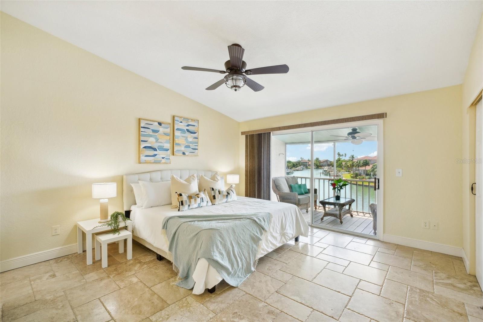 637 PINELLAS BAYWAY #105, TIERRA VERDE, FL, 33715