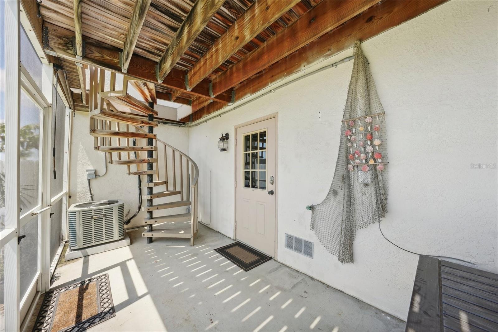 637 PINELLAS BAYWAY #105, TIERRA VERDE, FL, 33715