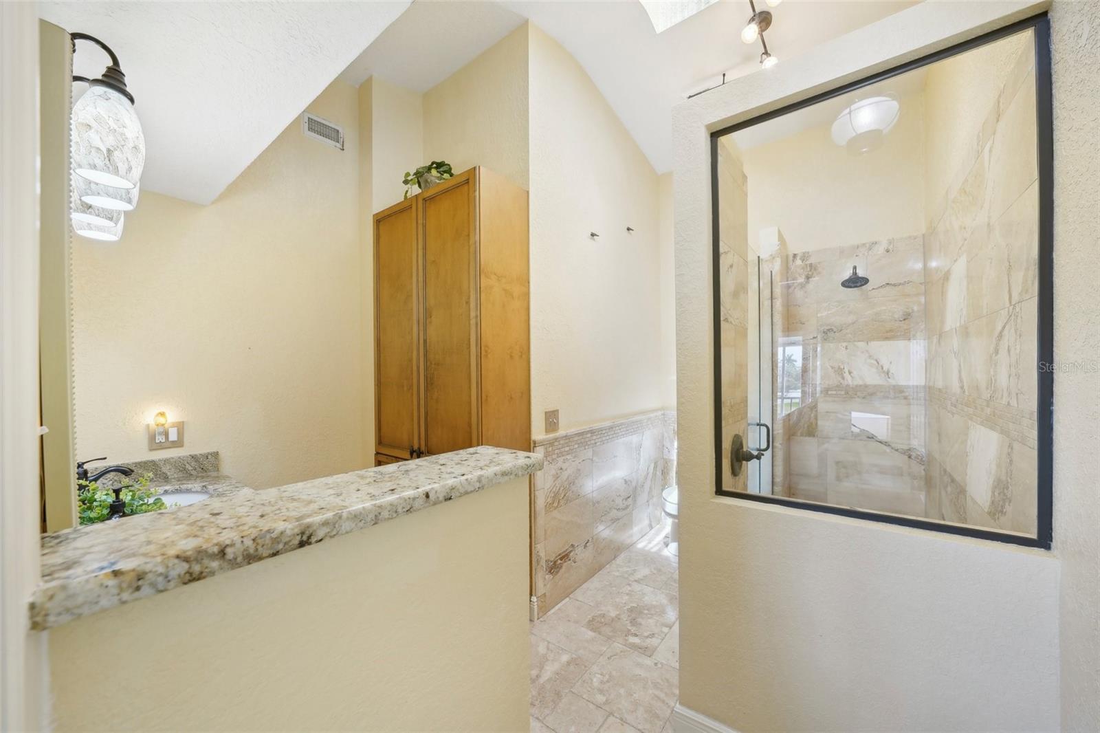 637 PINELLAS BAYWAY #105, TIERRA VERDE, FL, 33715