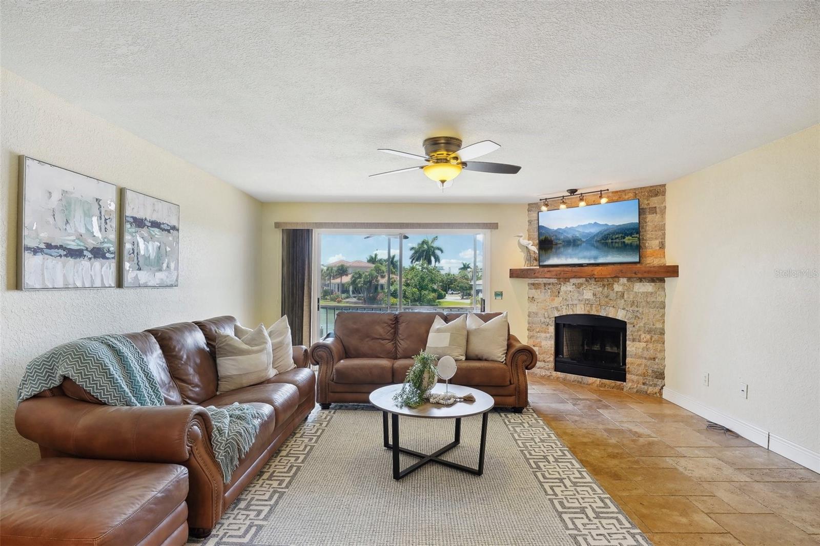 637 PINELLAS BAYWAY #105, TIERRA VERDE, FL, 33715