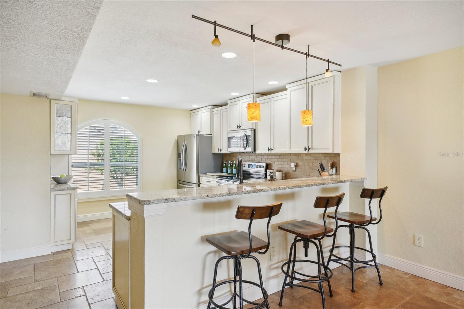 637 PINELLAS BAYWAY #105, TIERRA VERDE, FL, 33715