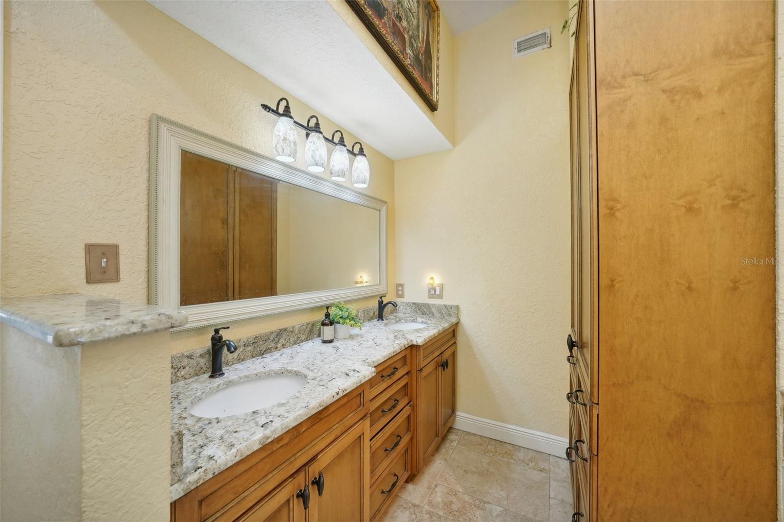 637 PINELLAS BAYWAY #105, TIERRA VERDE, FL, 33715