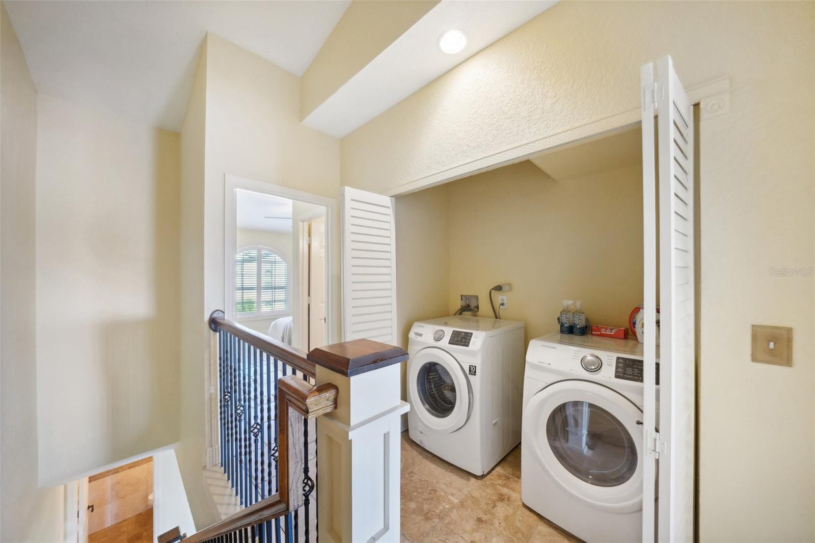 637 PINELLAS BAYWAY #105, TIERRA VERDE, FL, 33715