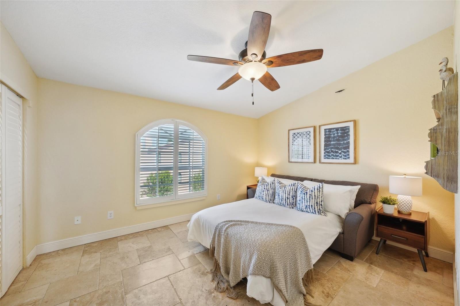 637 PINELLAS BAYWAY #105, TIERRA VERDE, FL, 33715