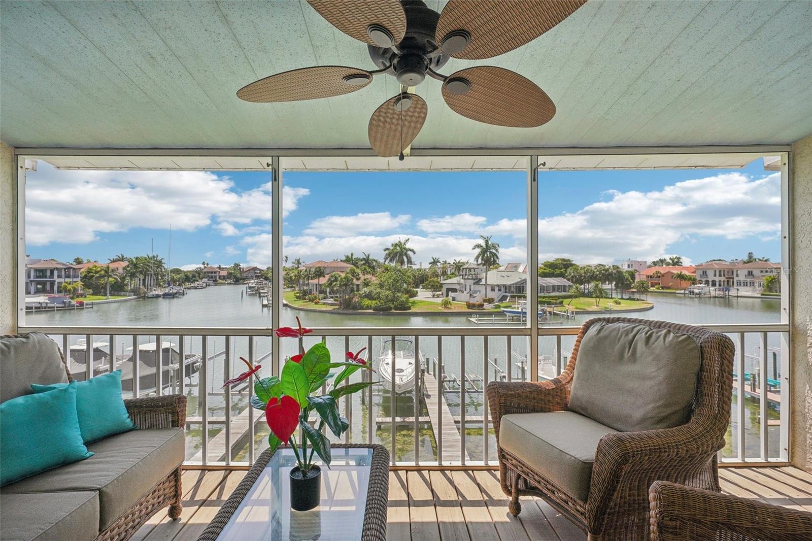637 PINELLAS BAYWAY #105, TIERRA VERDE, FL, 33715