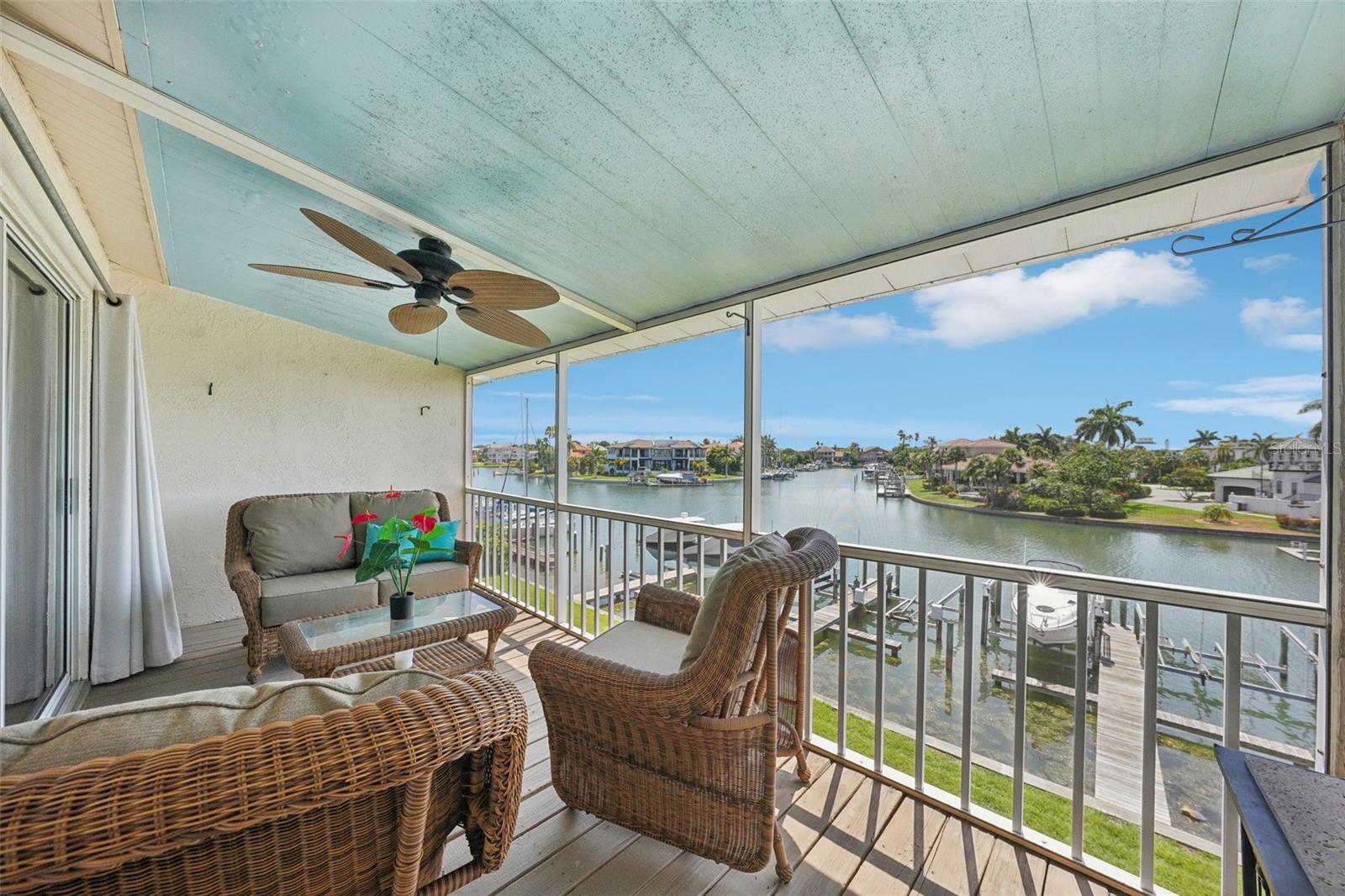 637 PINELLAS BAYWAY #105, TIERRA VERDE, FL, 33715