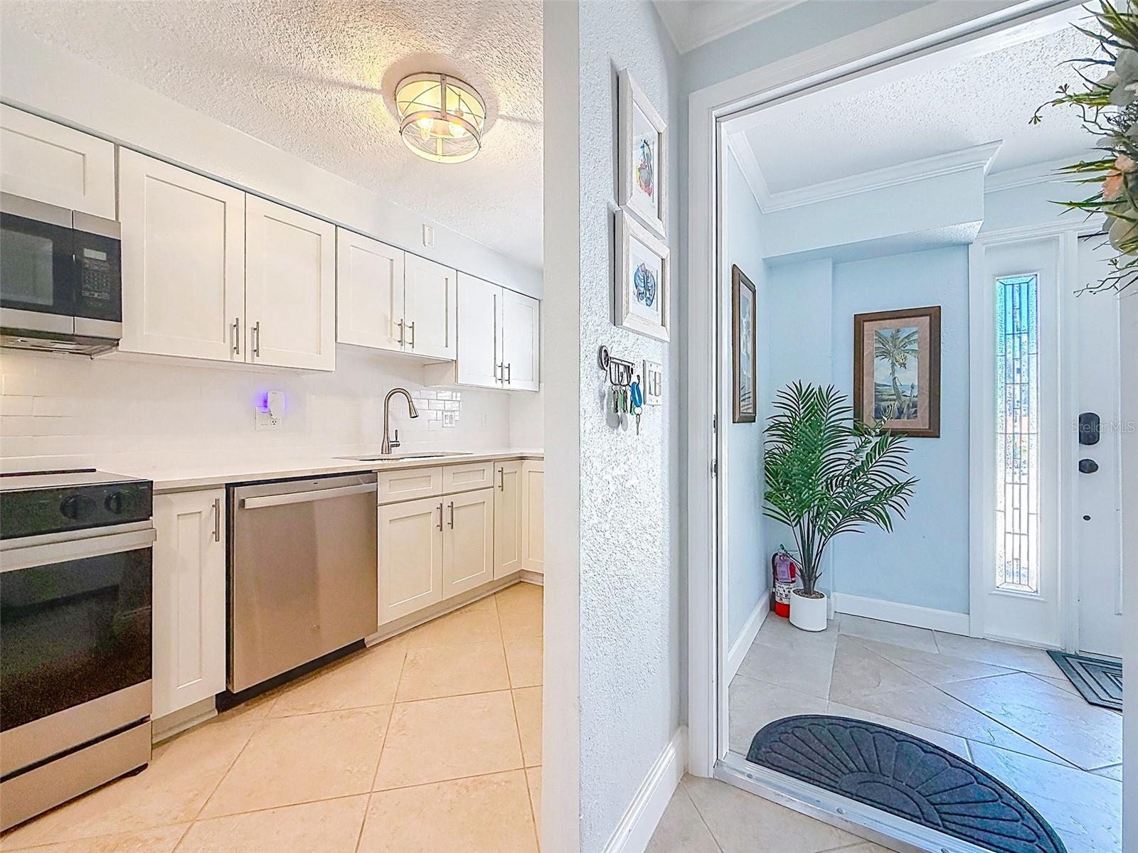 2687 WOODETTE DR #B, DUNEDIN, FL, 34698