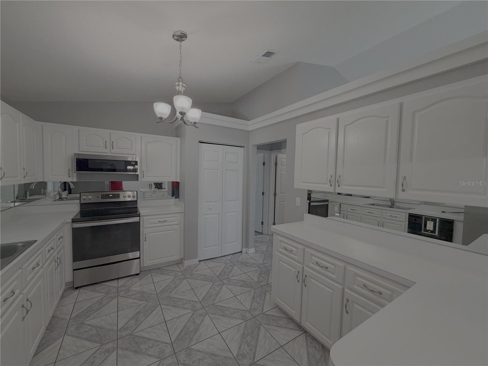 7750 SE 150 AVE, MORRISTON, FL, 32668