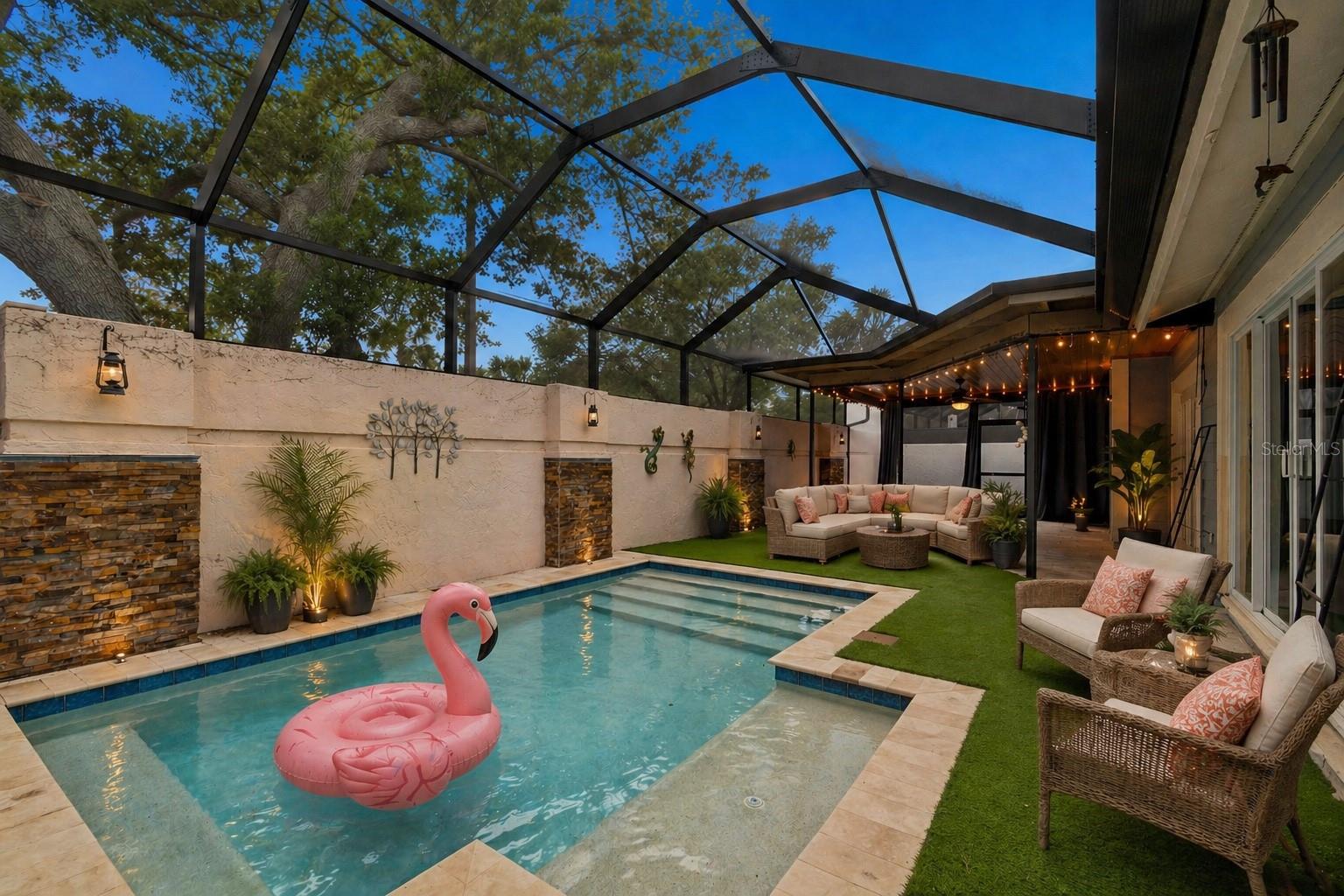 14675 VILLAGE GLEN CIR, TAMPA, FL, 33618