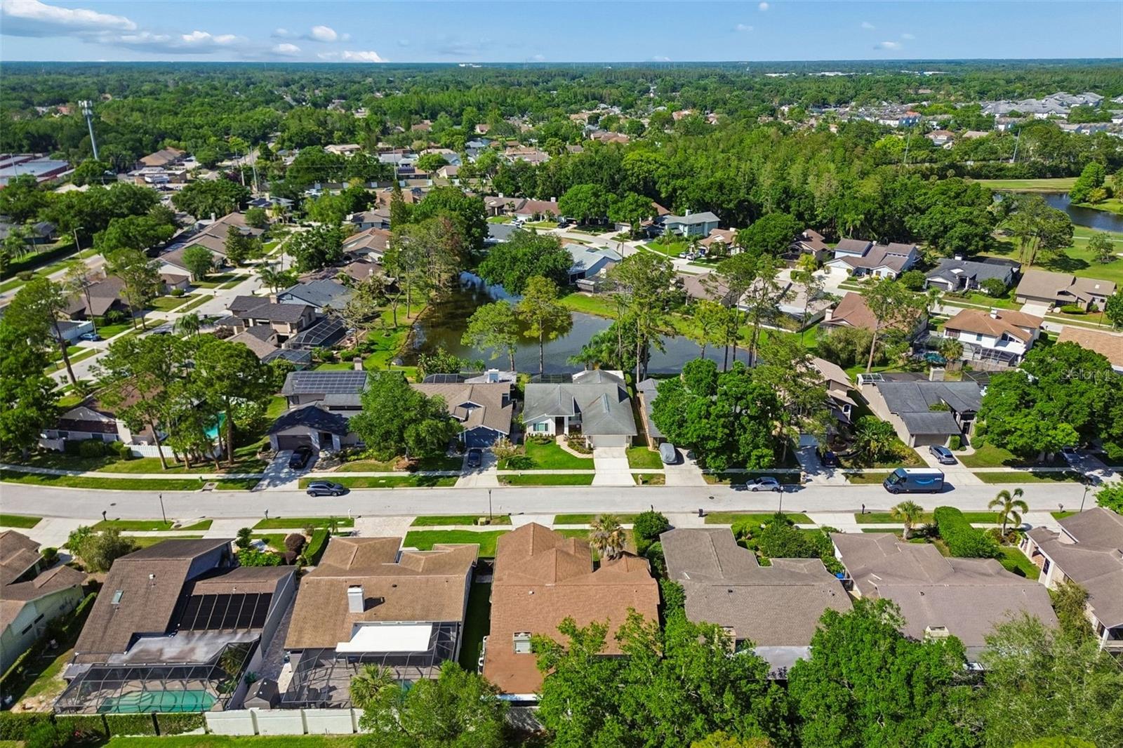 14675 VILLAGE GLEN CIR, TAMPA, FL, 33618