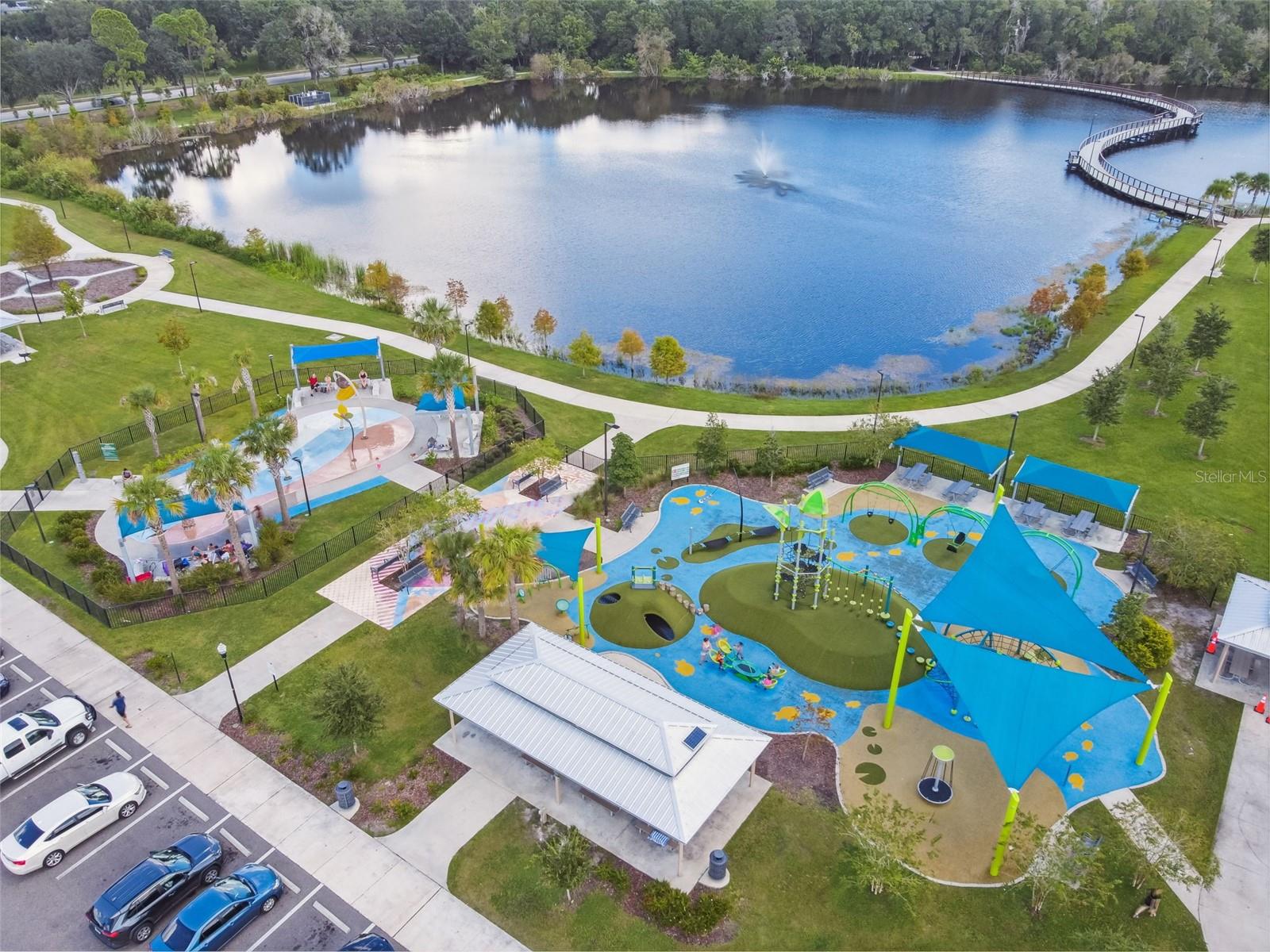 14675 VILLAGE GLEN CIR, TAMPA, FL, 33618